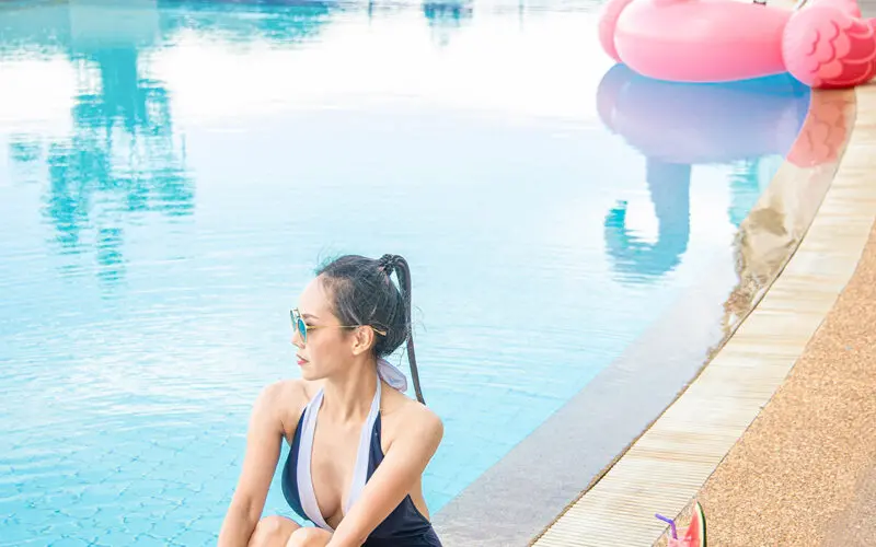 Swimming Pool | Montien Riverside Hotel 5-star international luxury beside the Chao Phraya River